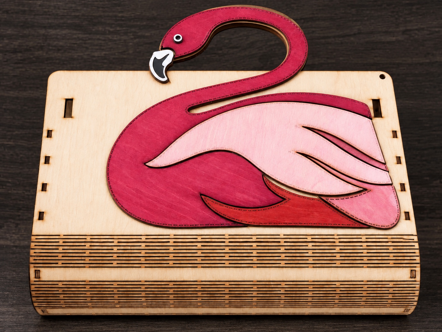 Référence SB 7 — Sac cygne rose sculptural — fabriqué à la main