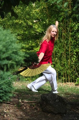 Pratique du Tai Chi Chuan éventail
