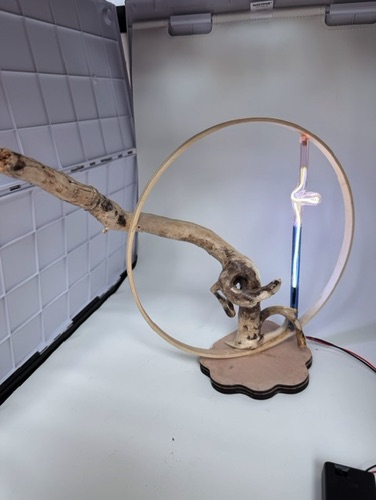 Lampes en bois recyclé — image 6