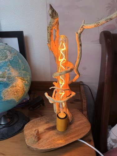 Lampes en bois recyclé — image 9